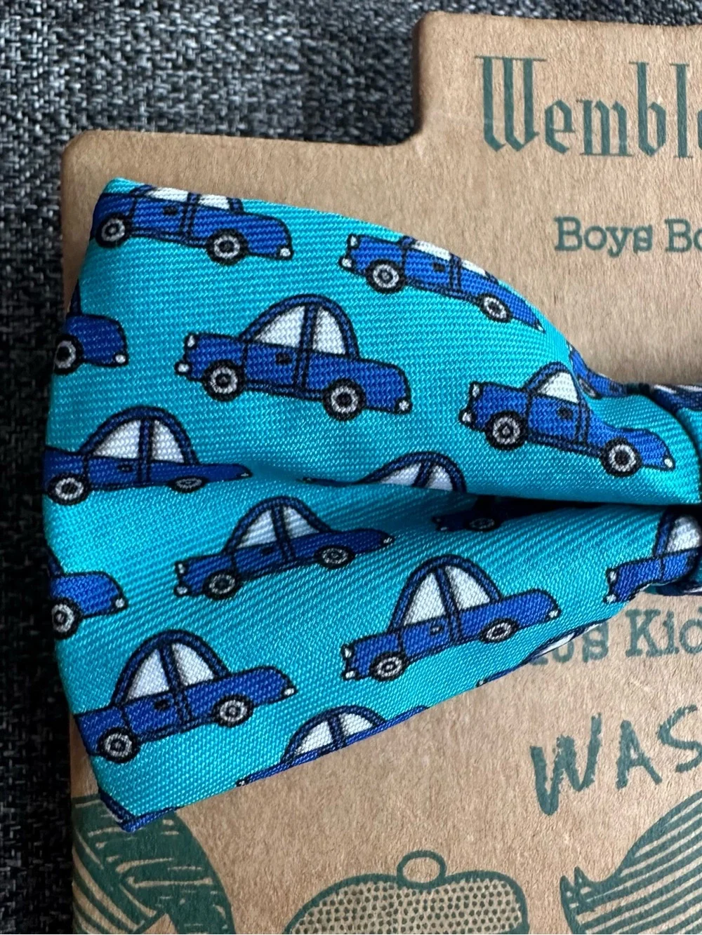 NWT Wembley Boys Bow Tie Driving Along Bowtie Blue Cars Kids